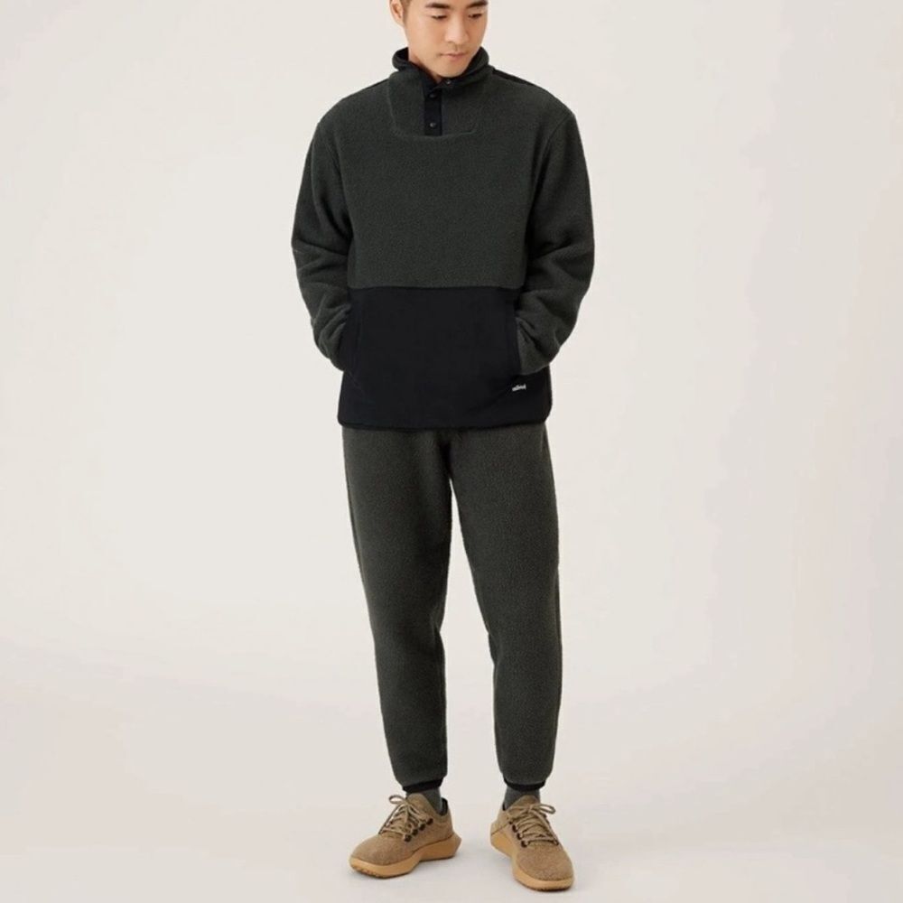 allbirds Men’s Fluff Fleece Pant Natural Black -NWT